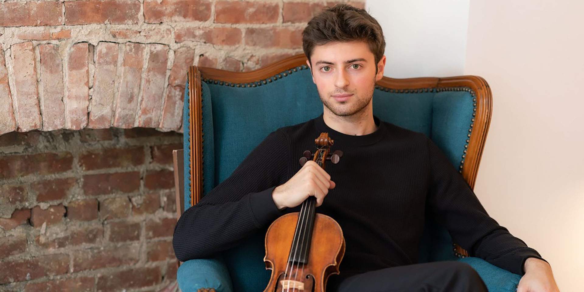 <p>Nov 5 – Daniel Rafimayeri, violin</p>