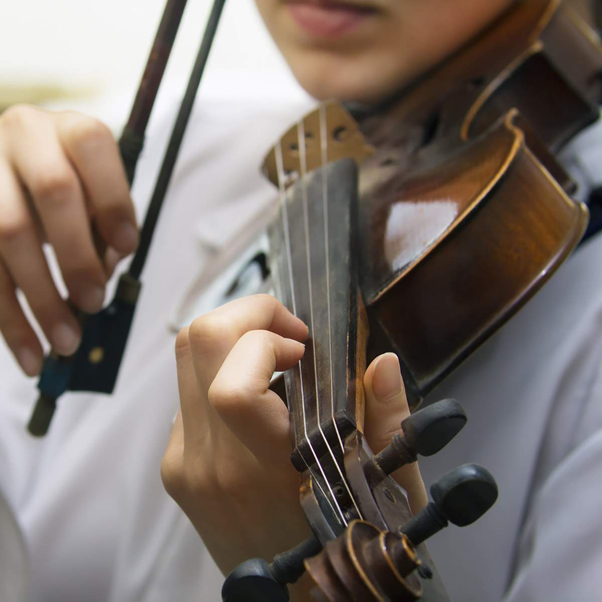 1200x1200_Violin_2