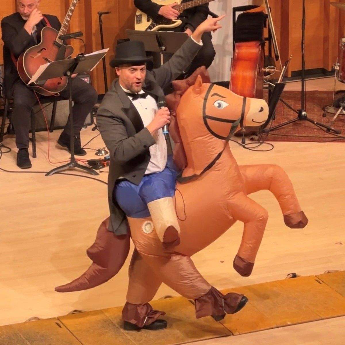 Bway_by_the_Season_2024_Renter_Webpage